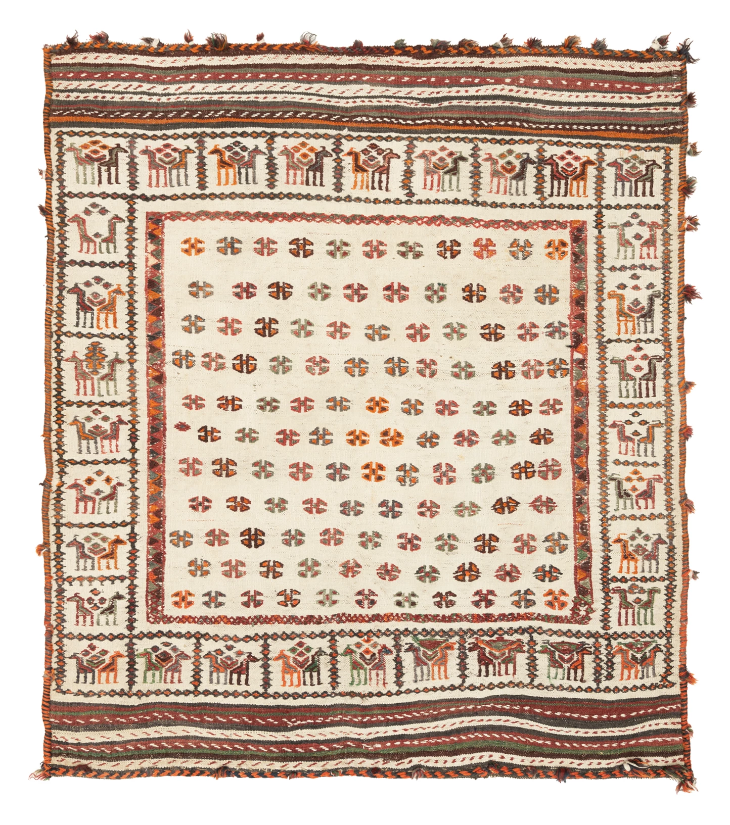 DIRKITH Ghashgaie <br><strong>137 x 127 cm</strong> 1 5162 DIRKITH 137 x 127 cm